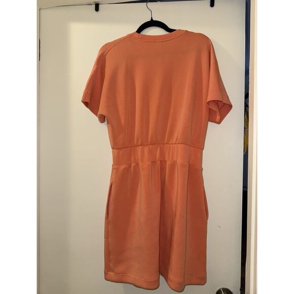 Spanx Air Essentials Cinched Waist T-shirt Dress Sunset Peach Scuba MD Pockets - Picture 6 of 6